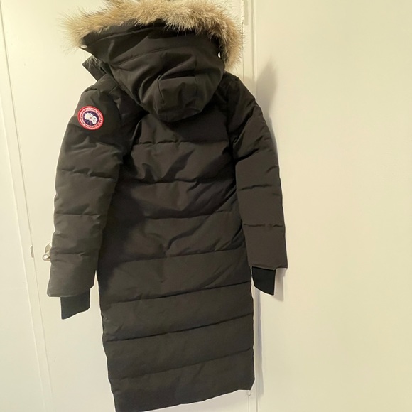 SOLD! ❤️Canada Goose MYSTIQUE PARKA - Picture 7 of 12